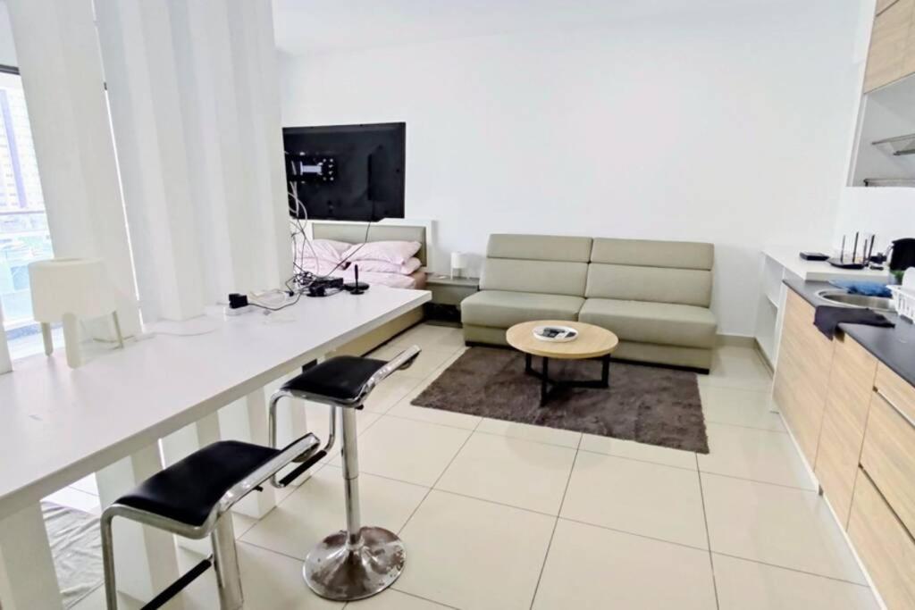 Rz Studio @ Evo Soho - Netflix Wifi Apartment Kampong Sungai Ramal Dalam Luaran gambar