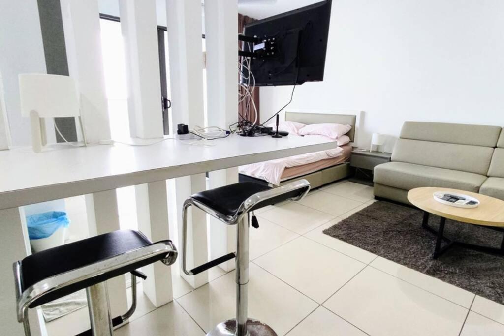 Rz Studio @ Evo Soho - Netflix Wifi Apartment Kampong Sungai Ramal Dalam Luaran gambar